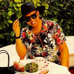 Fashion Nova Men Floral Print Short Sleeve Button Down Shirt In Large